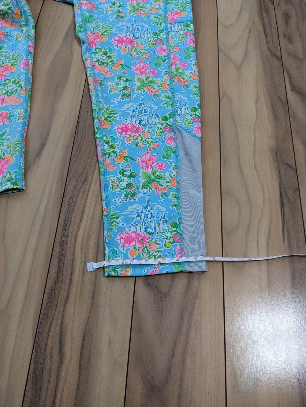GUC! Lilly Pulitzer X Disney Weekender High Rise Legging Blue Ibiza Size L - Picture 7 of 16